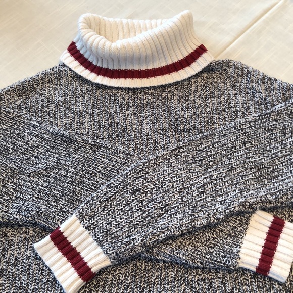 MySTYLE SIZE M GREY MIX WITH CREAM & RED TRIM COTTON/ACRYLIC TURTLENECK - #517 - Picture 3 of 8